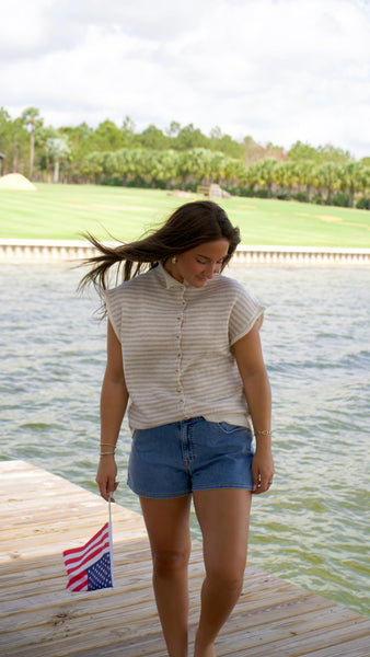 Palm Sleveless Sweater