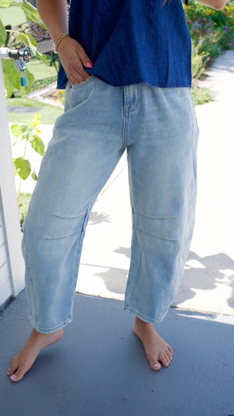 Matthew Barrel Jeans - Light Wash